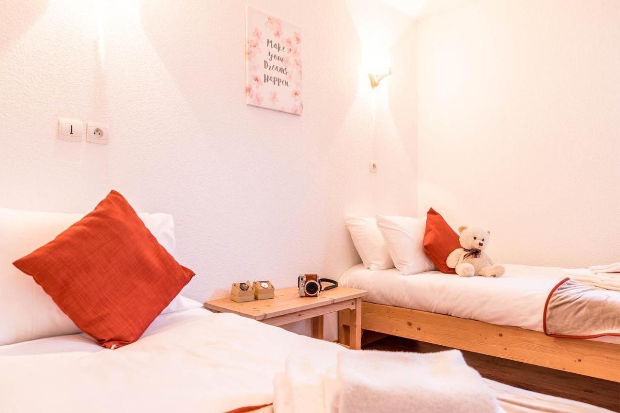 Madame Vacances Les Chalets Du Berger Premium*** La Féclaz Kültér fotó